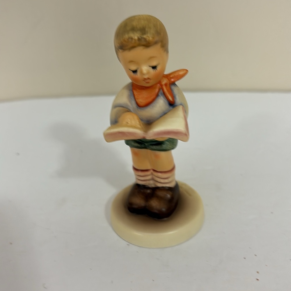 Vintage Hummel Goebel “Honor Student” #2087/B TMK-8